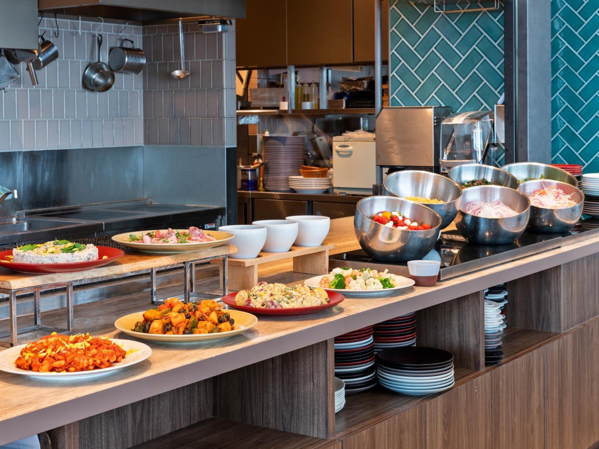 Mitsui Garden Hotel Toyosu Premier - Токио Экстерьер фото